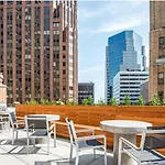 Fidi 1Br W Golf Simulator Nr Freedom Tower Nyc-1343