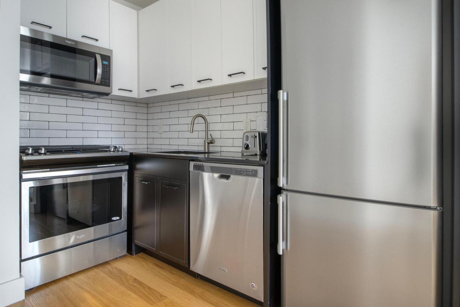 Apartment Fidi 1br W Golf Simulator Nr Freedom Tower Nyc-1343 *